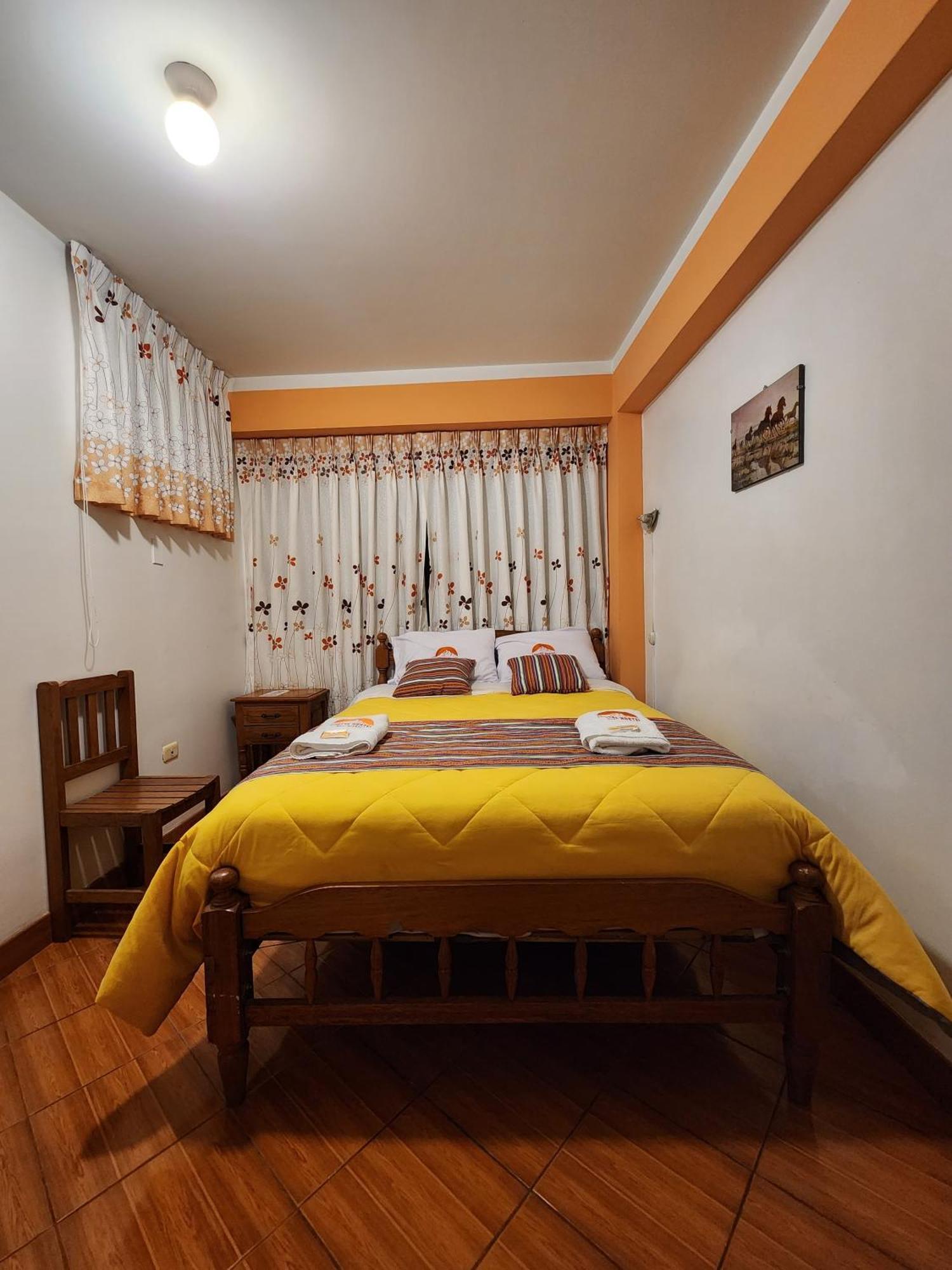 Lhotse Hostel B&B Huaraz  Exteriör bild