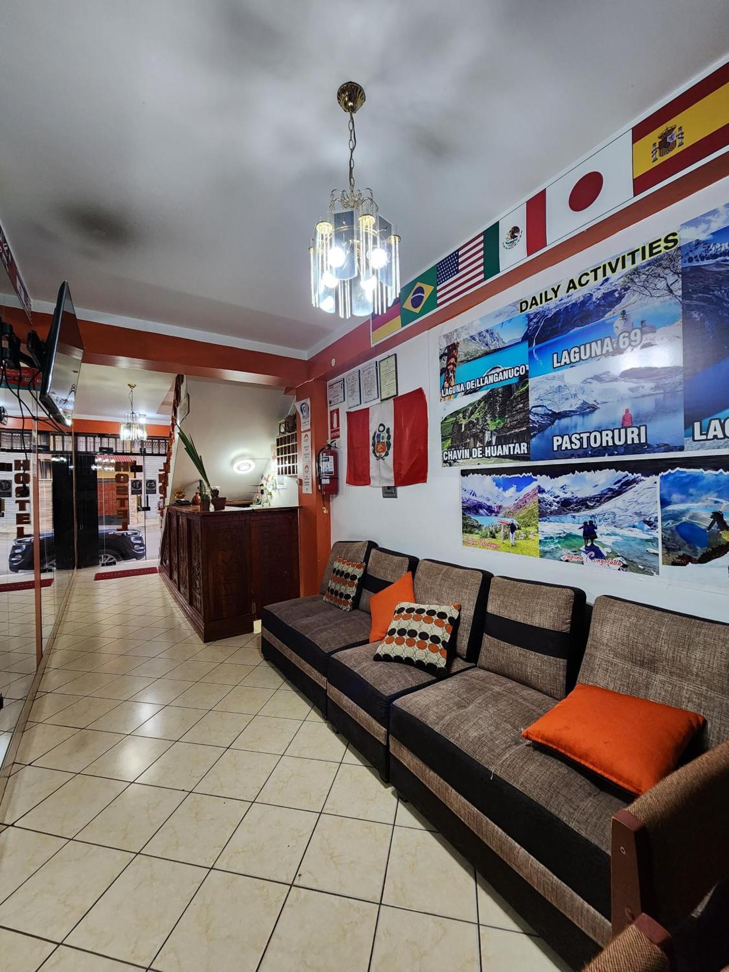 Lhotse Hostel B&B Huaraz  Exteriör bild