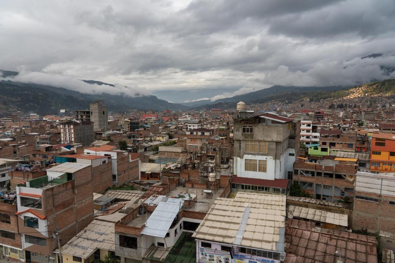 Lhotse Hostel B&B Huaraz  Exteriör bild